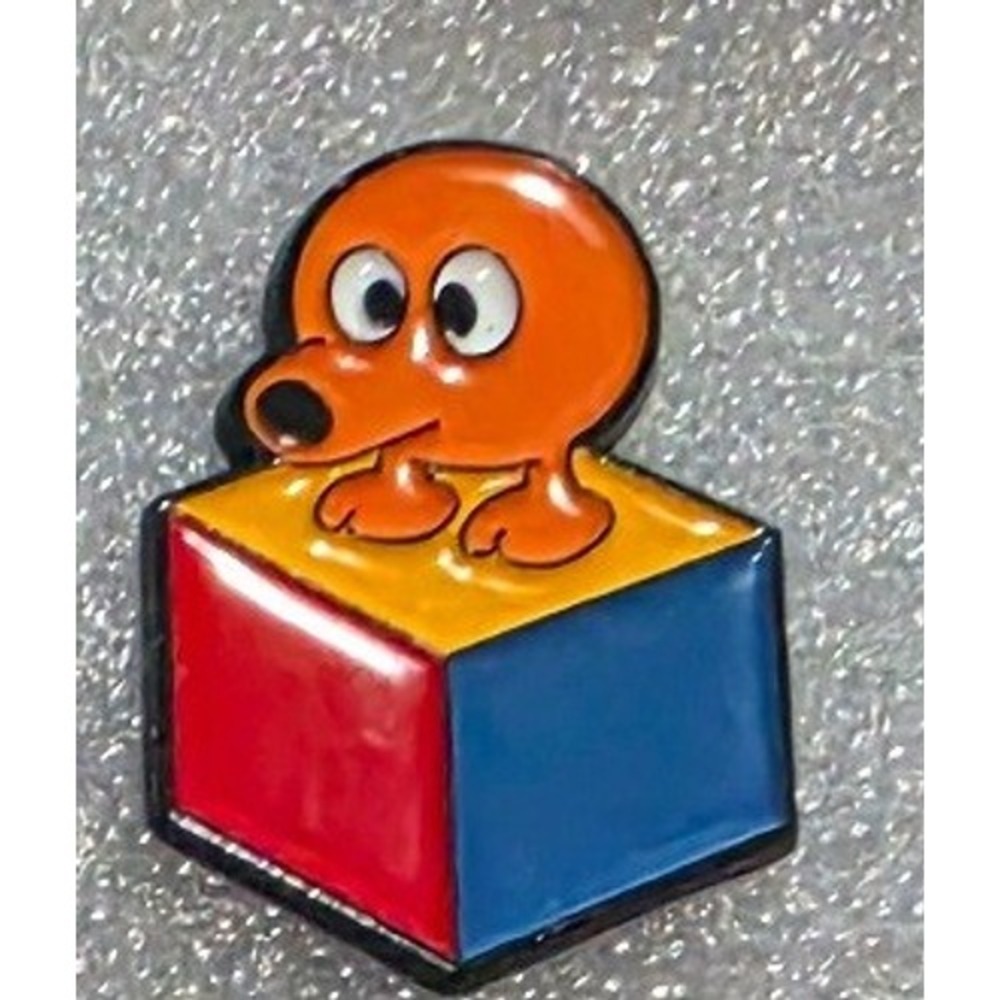 Q-Bert Retro Arcade Enamel Pin Orange Character Isometric Cube Lapel Badge